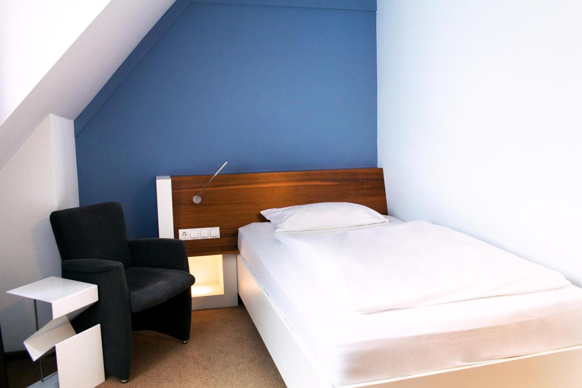 &Repeat Koeln Airport Hotel Eksteriør billede