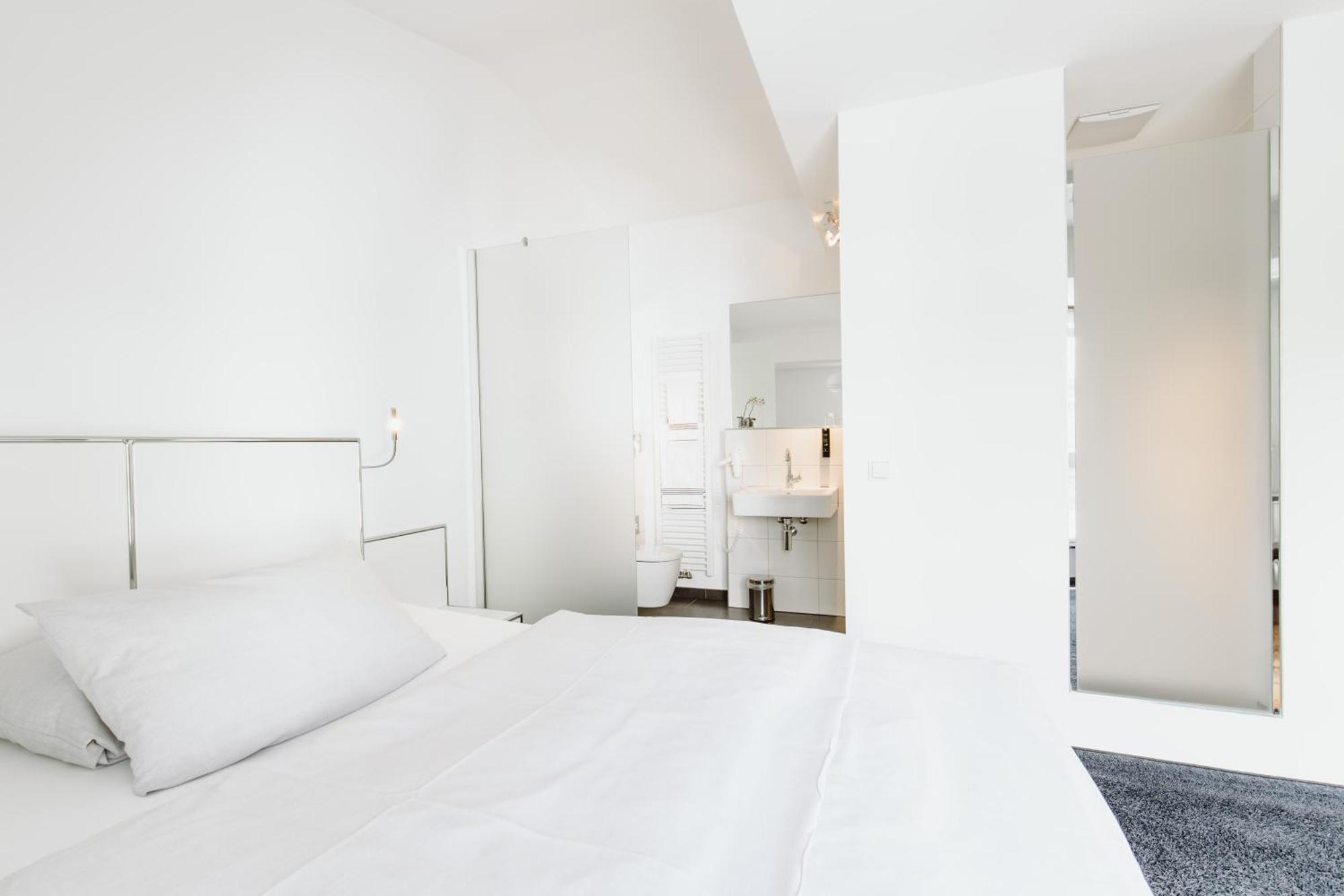 &Repeat Koeln Airport Hotel Eksteriør billede